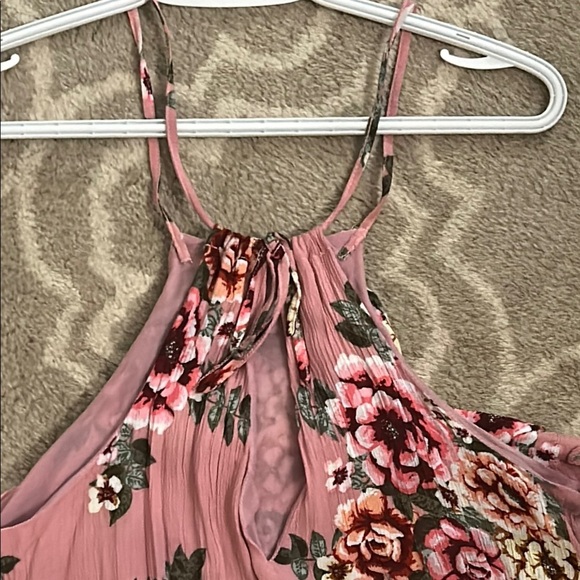 Exist Pink Floral Romper with Halter Neckline & Pockets, size M - Picture 5 of 5